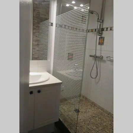 公寓 Charmant Appartement A 200M De La Mer Entoure De Verdure